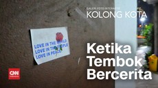 Kolong Kota: Ketika Tembok Bercerita