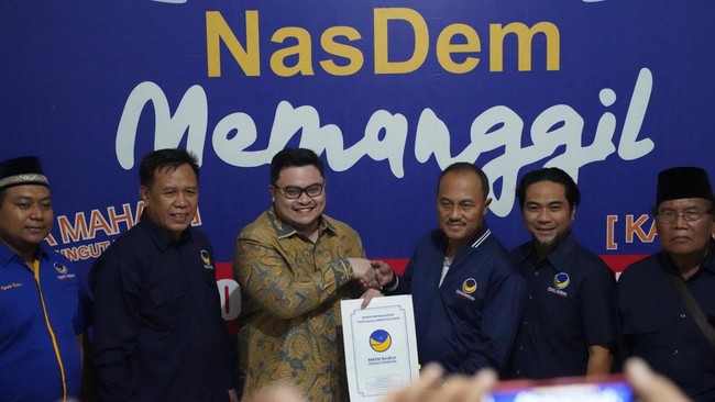 Hanindhito Himawan Pramana kembali maju pada periode kedua karena ia merasa masih memiliki tangung jawab di Kabupaten Kediri yang perlu dituntaskan olehnya.