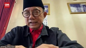 VIDEO: PDIP Jatim Masih Hitung Peluang Risma, Djarot Hingga Sandi Uno